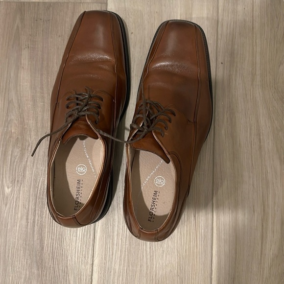 Florsheim comfortech  dressy shoe - Picture 2 of 6